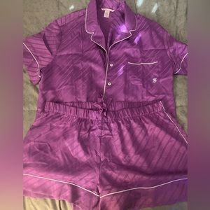 Victoria Secret pajamas. Purple. Shorts and top set